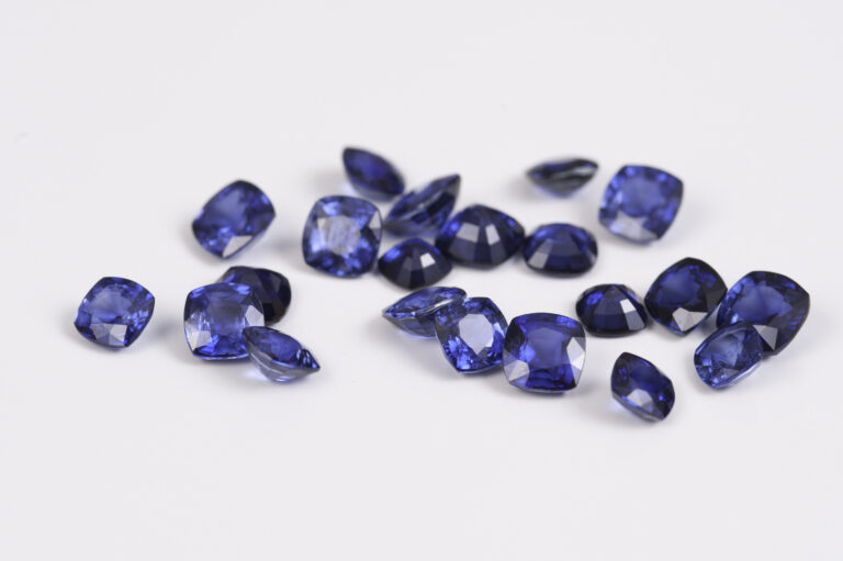 Natural sapphire only image